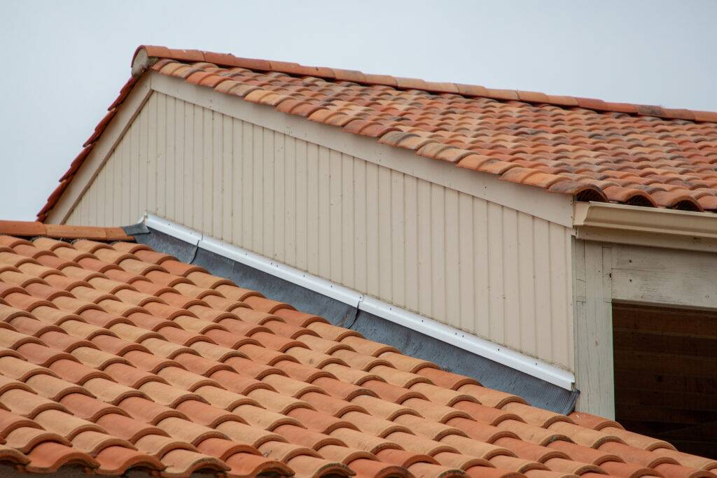 Step and Cover Flashing roof house flashing strip with lead skirt flap for waterproofing